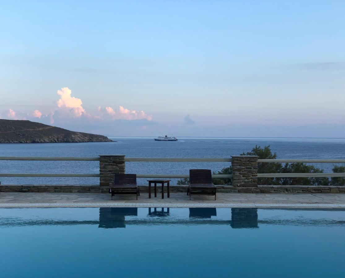 En Plo Aparthotel Agios Romanos Luaran gambar