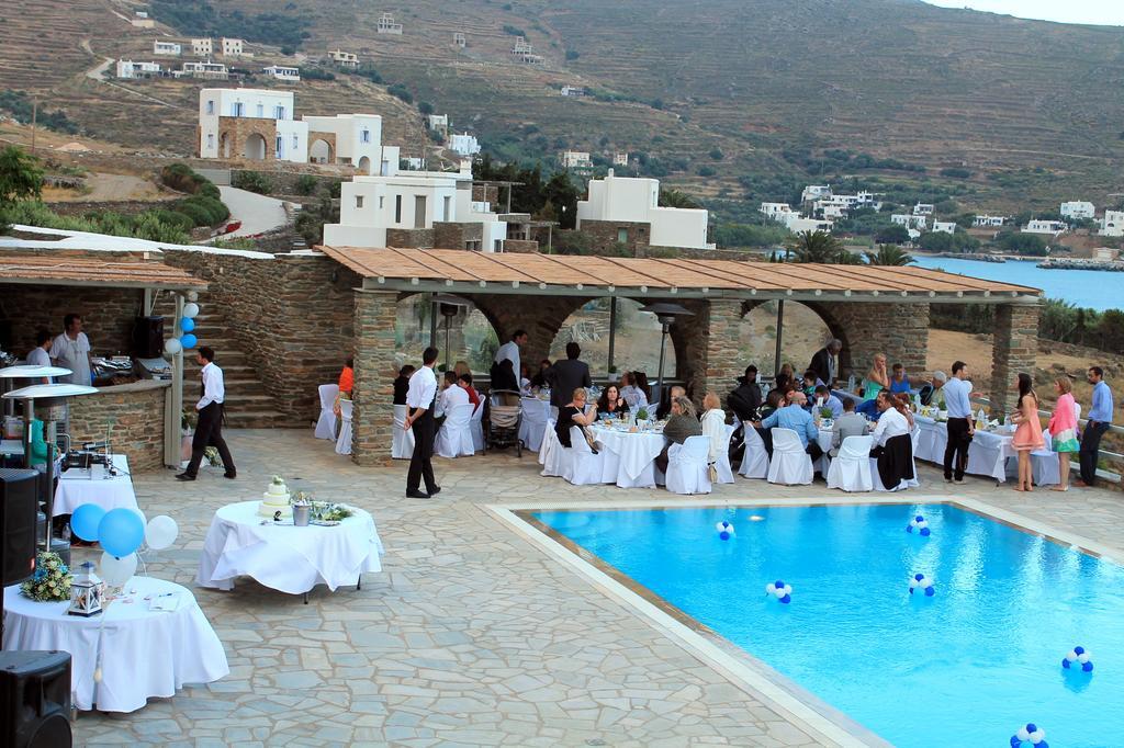En Plo Aparthotel Agios Romanos Luaran gambar