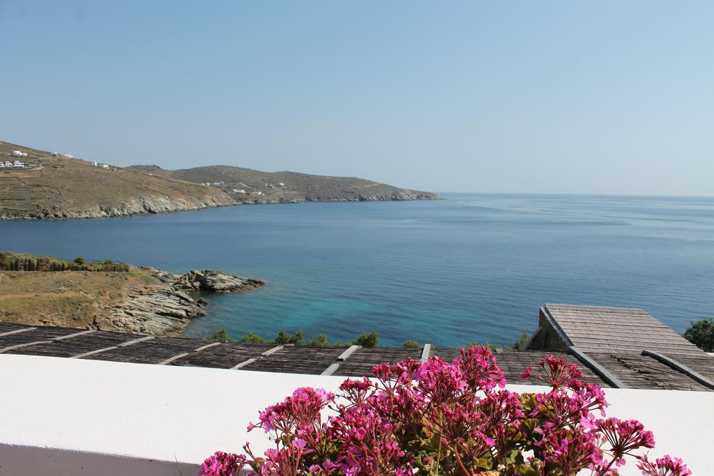 En Plo Aparthotel Agios Romanos Luaran gambar