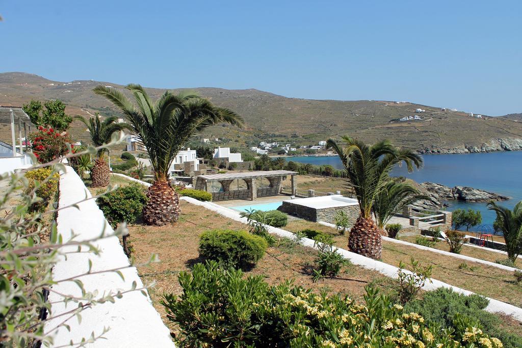 En Plo Aparthotel Agios Romanos Luaran gambar