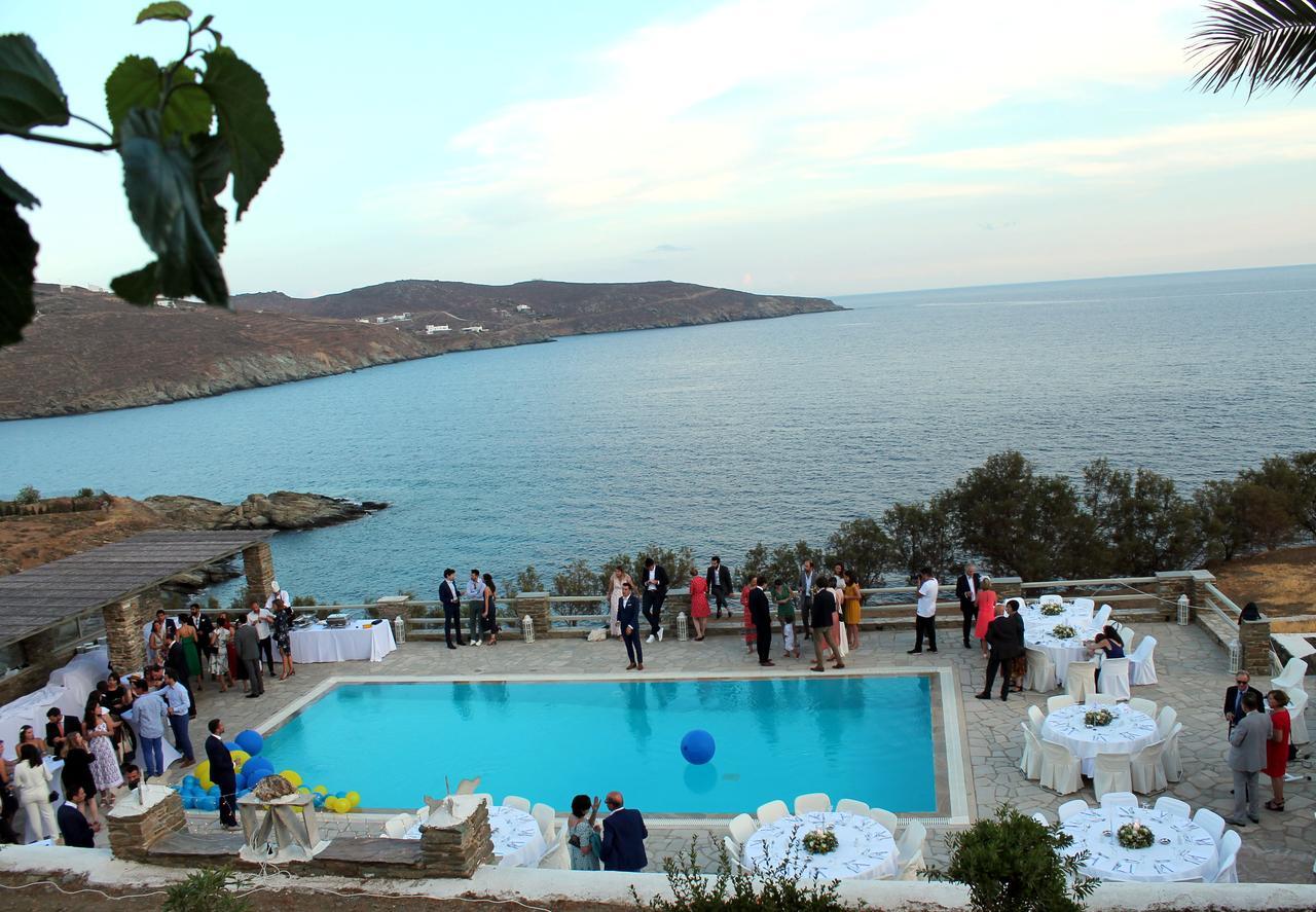 En Plo Aparthotel Agios Romanos Luaran gambar